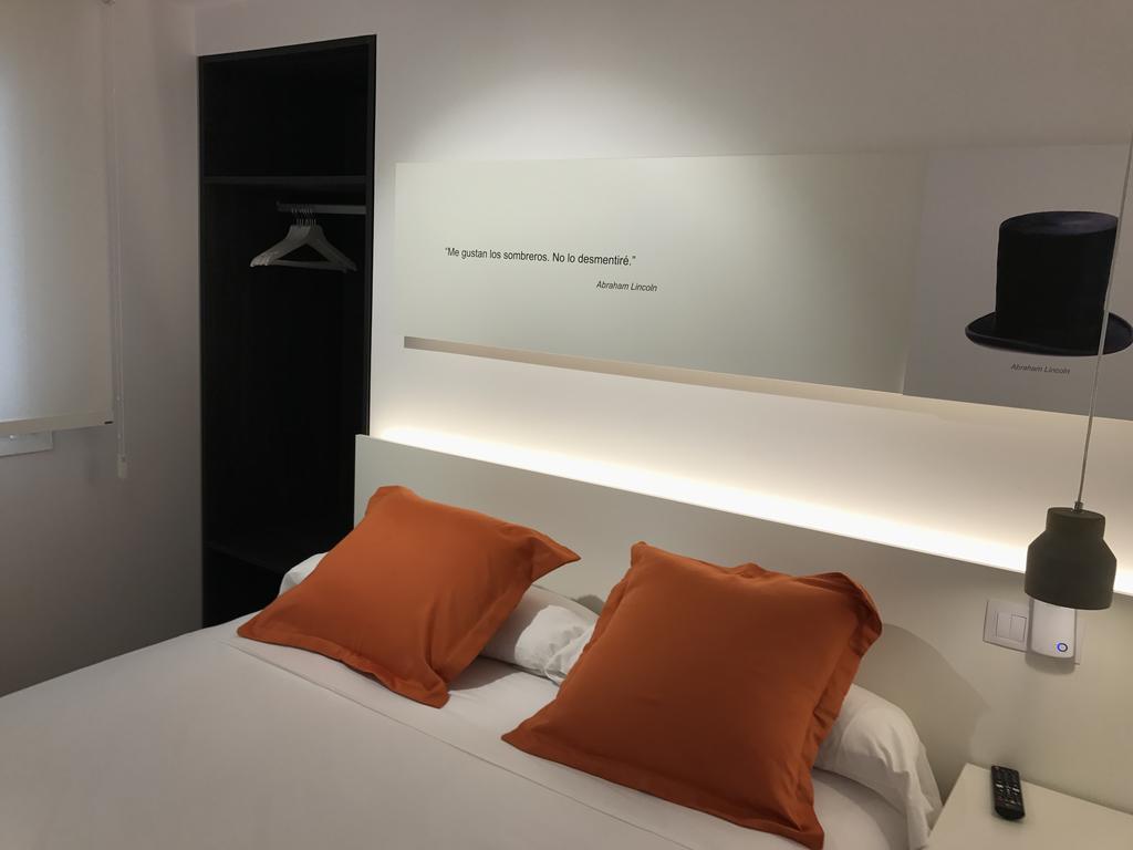 Apartamento SoMbrereria RiMboMbin Burgos Quarto foto