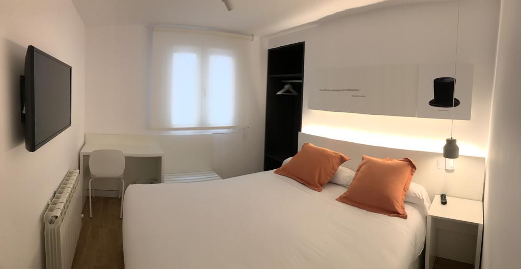 Apartamento SoMbrereria RiMboMbin Burgos Quarto foto