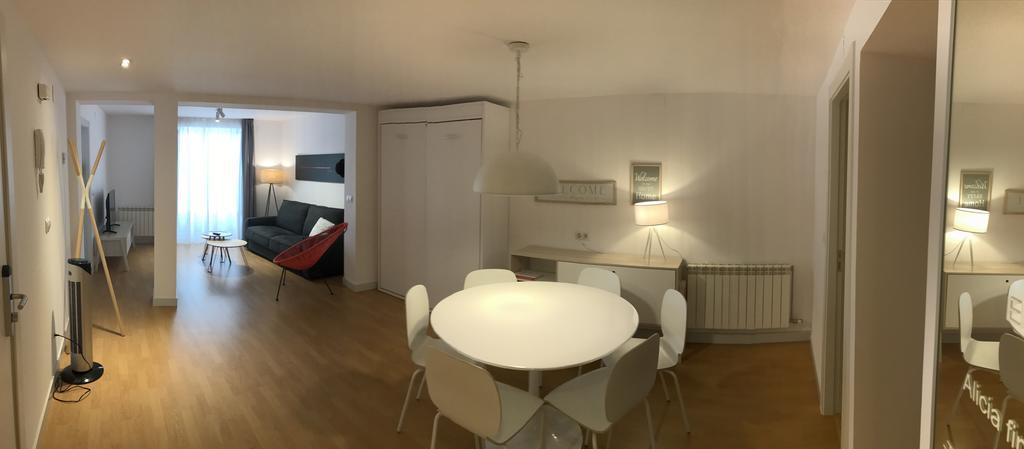 Apartamento SoMbrereria RiMboMbin Burgos Quarto foto
