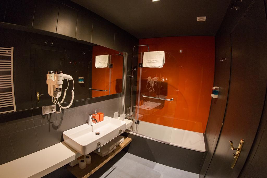Apartamento SoMbrereria RiMboMbin Burgos Quarto foto